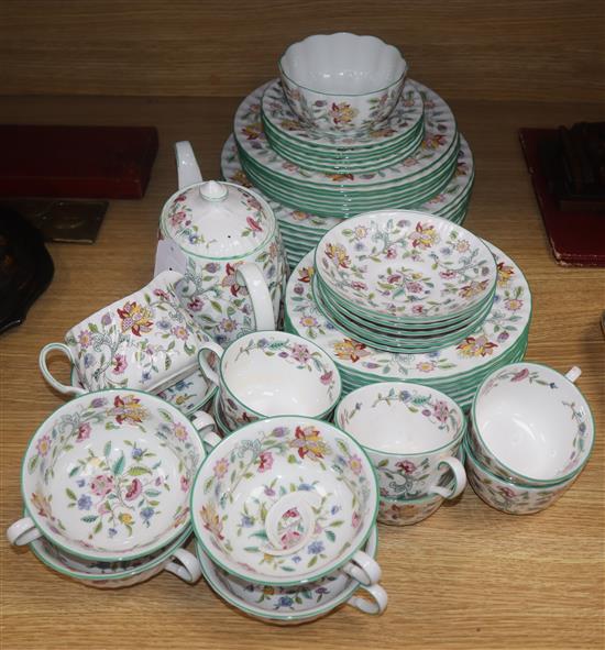 A Minton Haddon Hall part dinner service